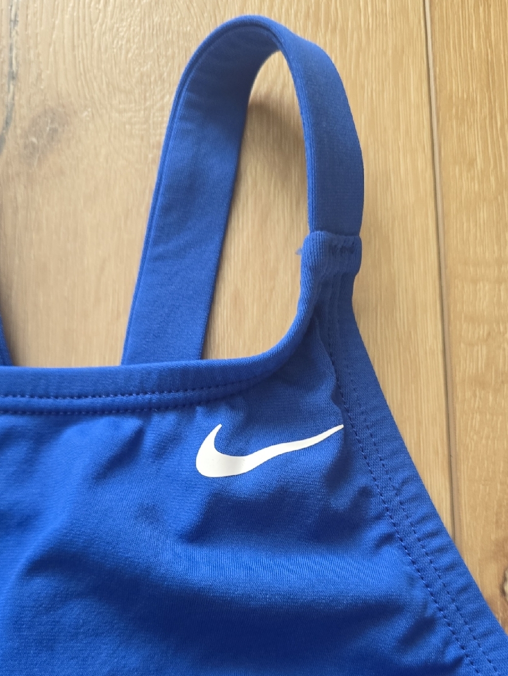 Nike Swim Womens HydraStrong Solid Fastback One Piece Swimsuit Size 30 Womens 4 - Picture 2 of 7